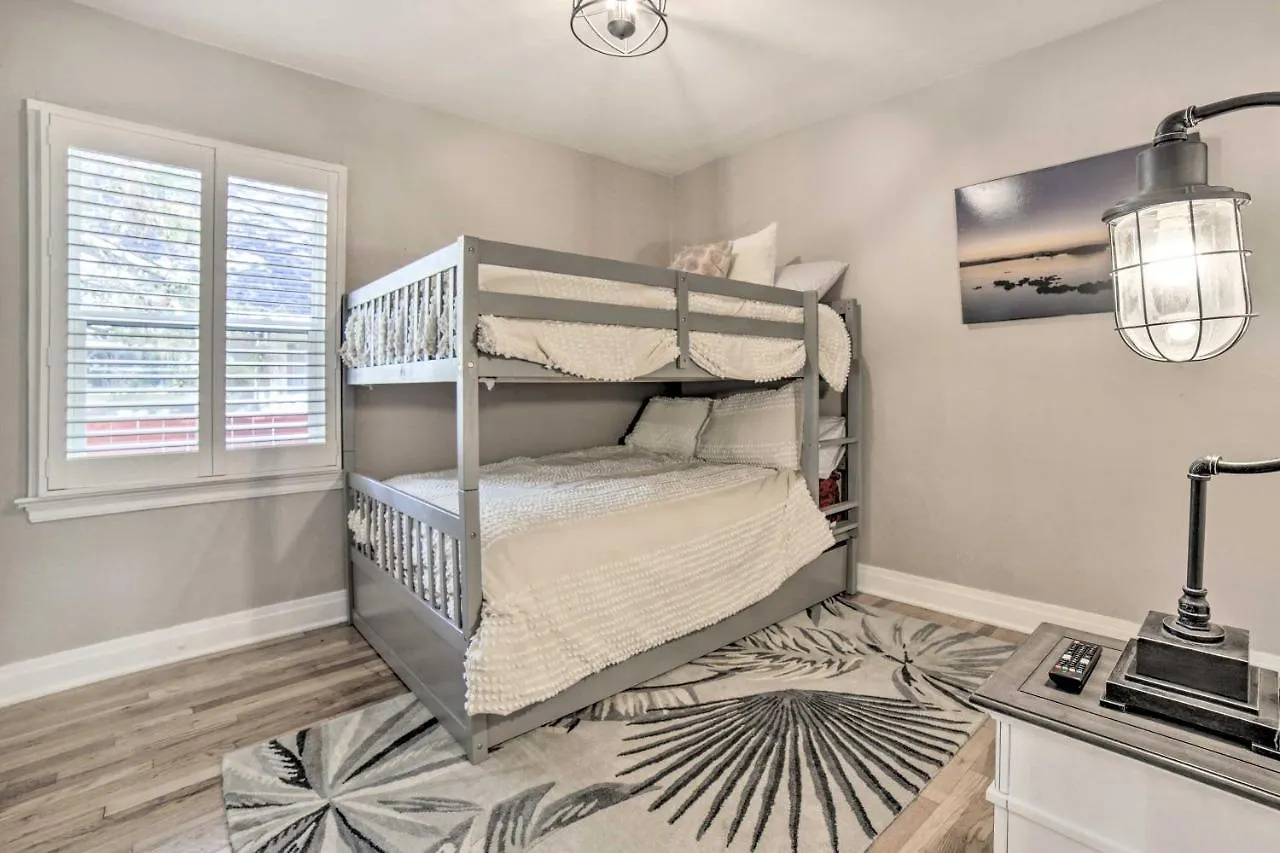 Enchanting Reno Retreat With Deck Walk To Midtown! Ηνωμένες Πολιτείες της Αμερικής