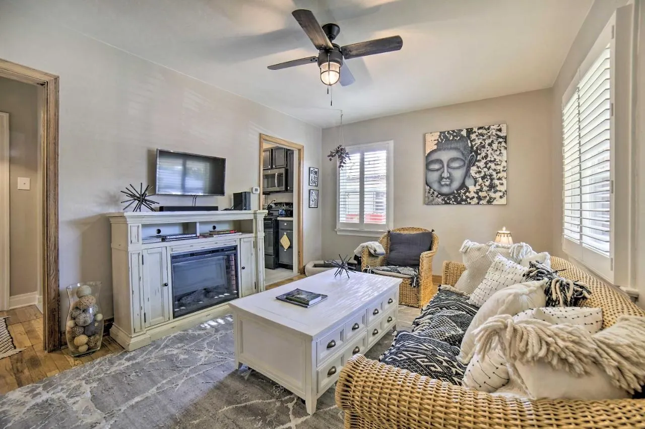 Enchanting Reno Retreat With Deck Walk To Midtown!